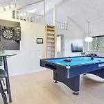 14 person holiday home in Væggerløse Feriehus