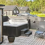 14 person holiday home in Væggerløse * Bøtø By
