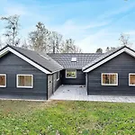 14 person holiday home in Væggerløse Feriehus Bøtø By